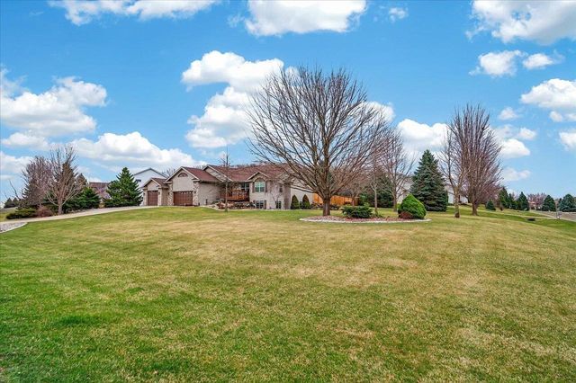 3215 Conservancy Estates Lane, Sun Prairie, WI 53590