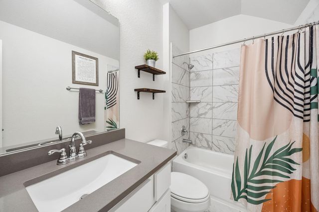 10102 S Goshawk Trail, Conroe, TX 77385