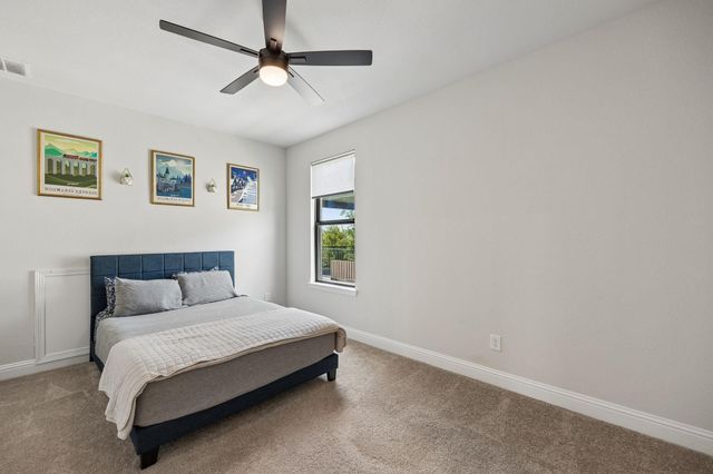 10102 S Goshawk Trail, Conroe, TX 77385