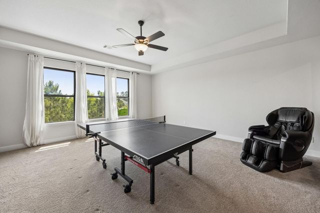10102 S Goshawk Trail, Conroe, TX 77385