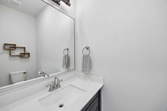 10102 S Goshawk Trail, Conroe, TX 77385