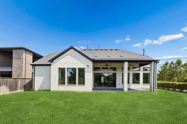 10102 S Goshawk Trail, Conroe, TX 77385