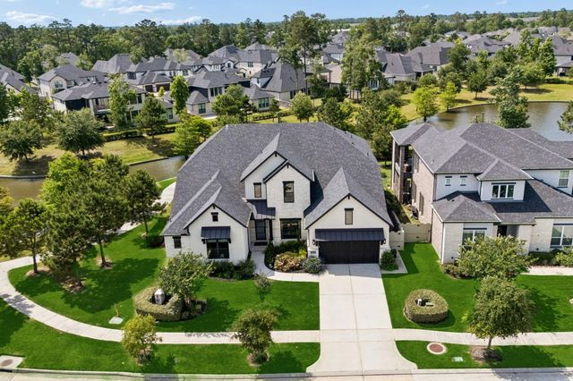 10102 S Goshawk Trail, Conroe, TX 77385