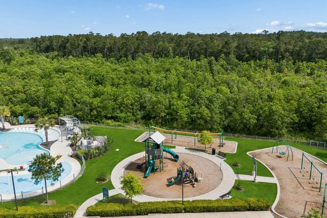 10102 S Goshawk Trail, Conroe, TX 77385