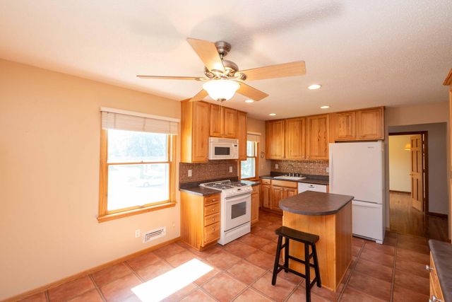 8390 81st Street S, Cottage Grove, MN 55016