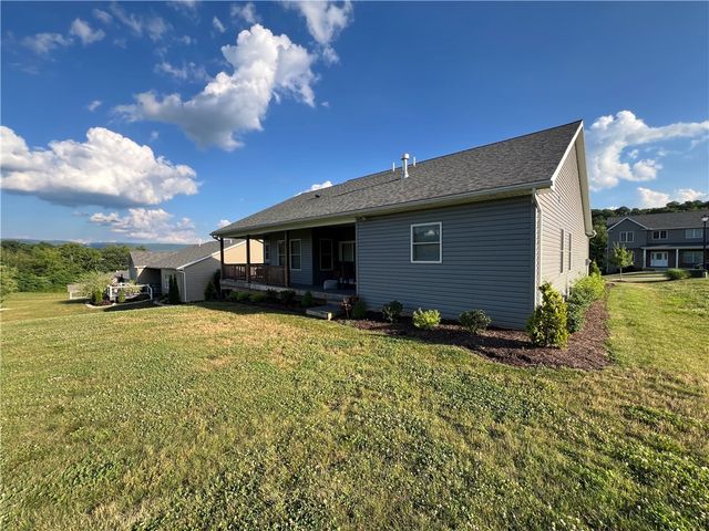 20 Rosemont Dr, South Union Twp, PA 15401