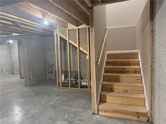 20 Rosemont Dr, South Union Twp, PA 15401