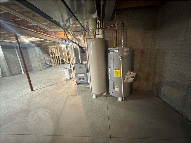 20 Rosemont Dr, South Union Twp, PA 15401