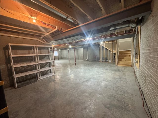 20 Rosemont Dr, South Union Twp, PA 15401