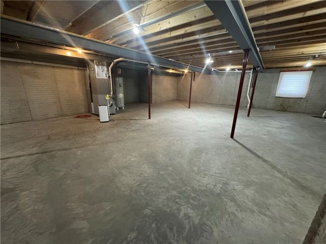 20 Rosemont Dr, South Union Twp, PA 15401