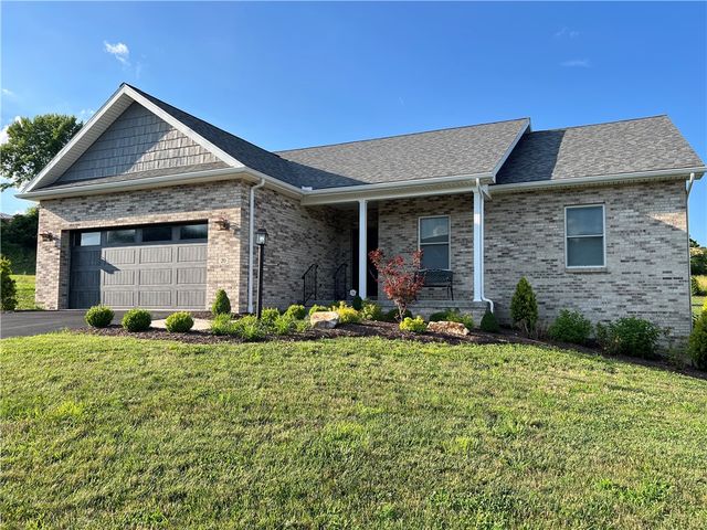 20 Rosemont Dr, South Union Twp, PA 15401