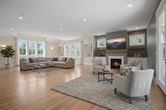15 Tuscan Court, Cumberland, RI 02864