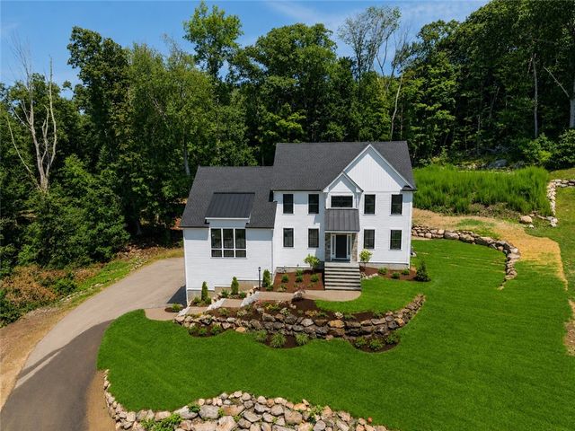 15 Tuscan Court, Cumberland, RI 02864