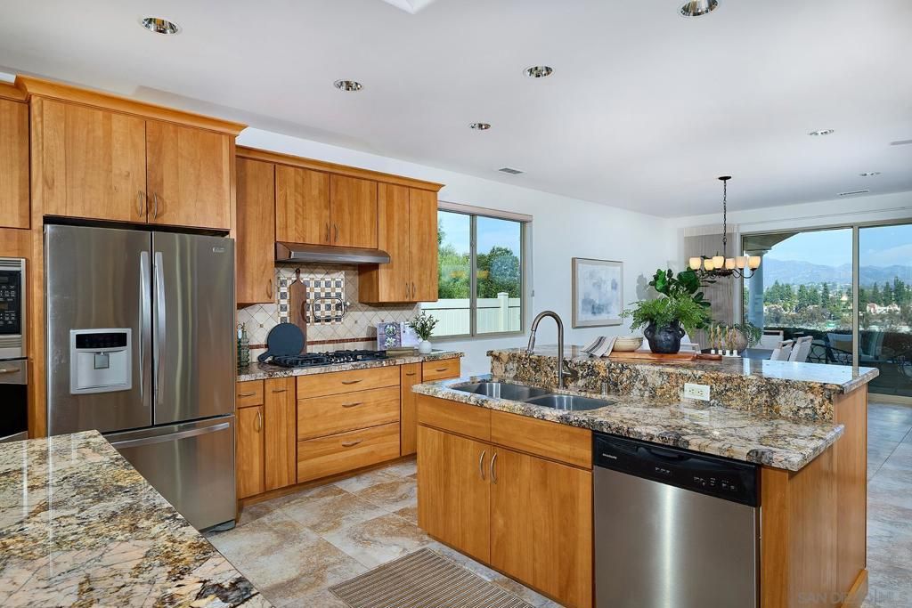 Image 10 of property listing at 17877 Corazon, San Diego, CA 92127