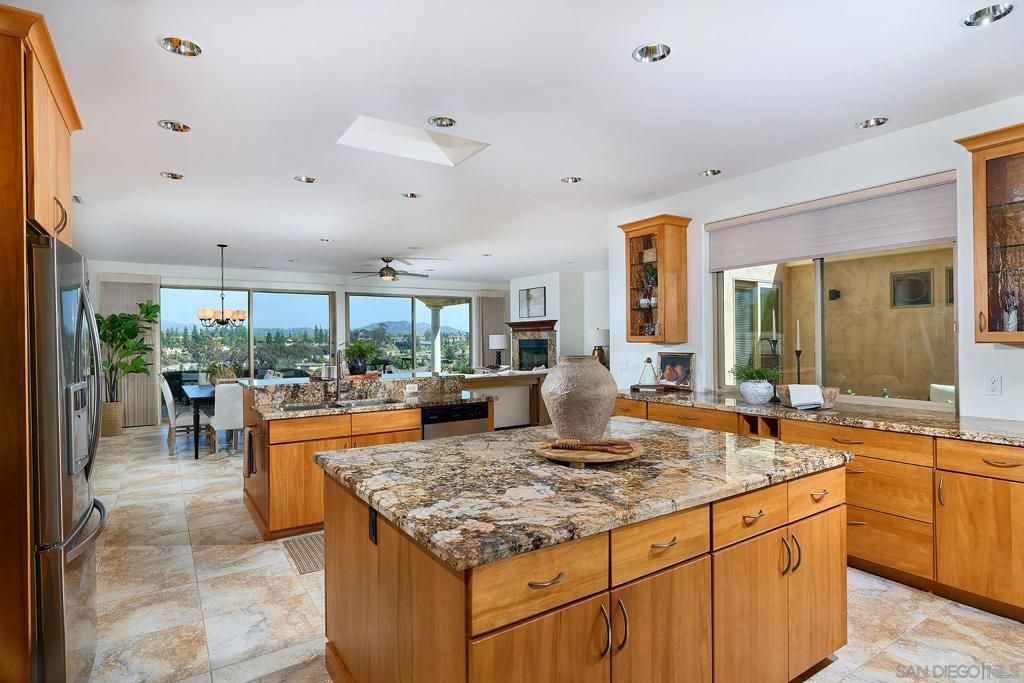 Image 11 of property listing at 17877 Corazon, San Diego, CA 92127