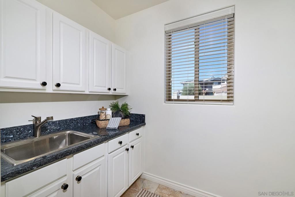 Image 22 of property listing at 17877 Corazon, San Diego, CA 92127