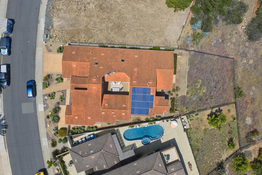 Image 38 of property listing at 17877 Corazon, San Diego, CA 92127