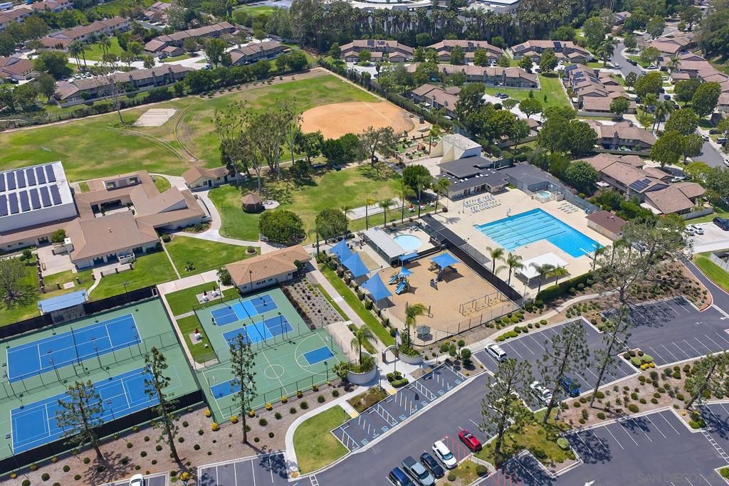 Image 44 of property listing at 17877 Corazon, San Diego, CA 92127