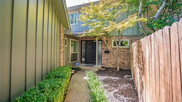 2410 S Graham Drive, Arlington, TX 76013