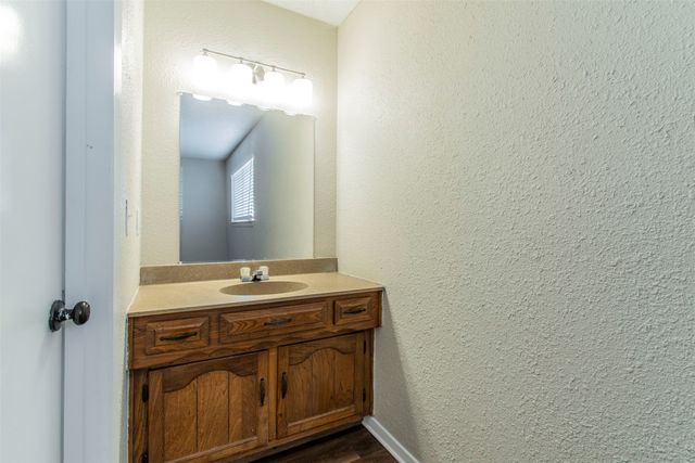 213 Melinda Drive, Mesquite, TX 75149