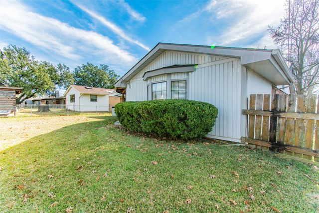 213 Melinda Drive, Mesquite, TX 75149