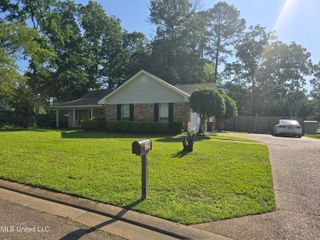 829 Eagles Nest Drive, Byram, MS 39272