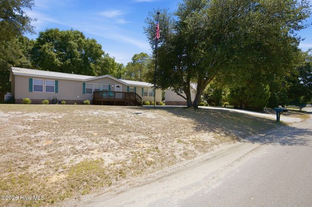 515 Mulligan Way SE, Bolivia, NC 28422