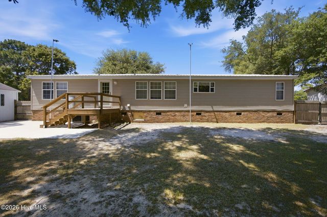515 Mulligan Way SE, Bolivia, NC 28422