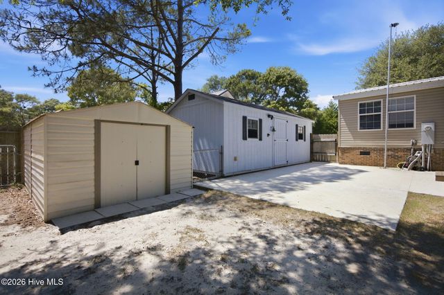 515 Mulligan Way SE, Bolivia, NC 28422