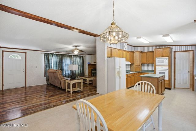 515 Mulligan Way SE, Bolivia, NC 28422