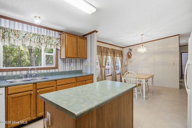 515 Mulligan Way SE, Bolivia, NC 28422