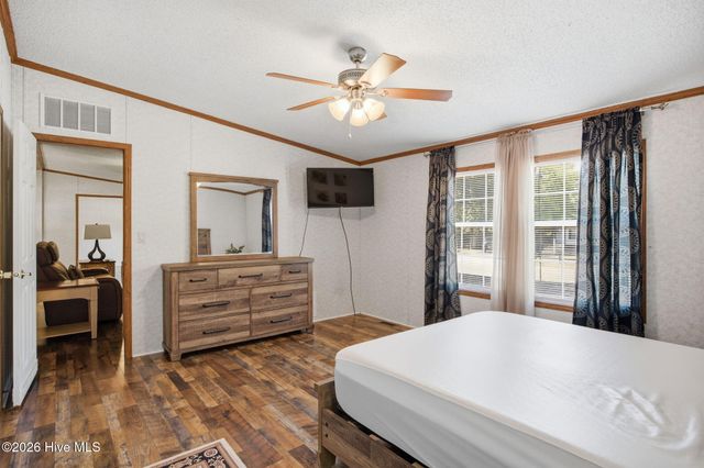 515 Mulligan Way SE, Bolivia, NC 28422