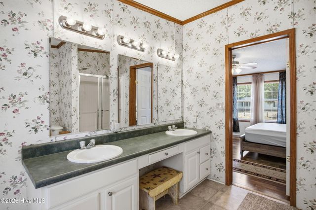 515 Mulligan Way SE, Bolivia, NC 28422
