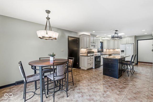 7938 Black Oak Drive, Plainfield, IN 46168