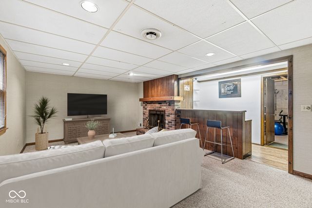 7938 Black Oak Drive, Plainfield, IN 46168