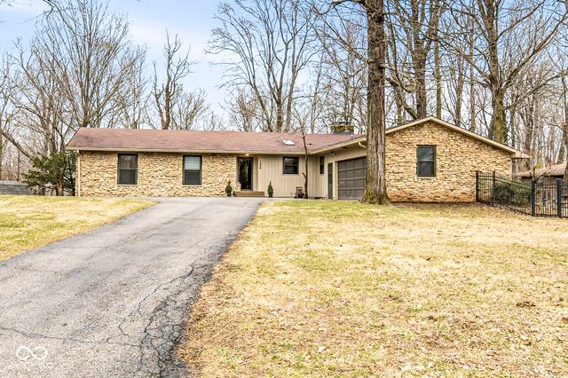 7938 Black Oak Drive, Plainfield, IN 46168