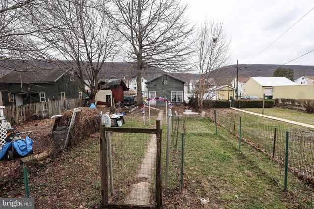 535 MAIN ST, Lykens, PA 17048