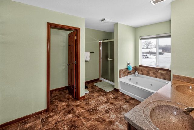 1811 Stoneridge LANE, Grafton, WI 53024