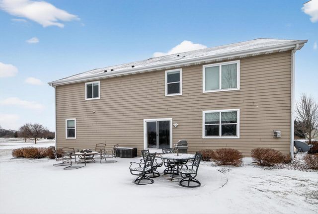 1811 Stoneridge LANE, Grafton, WI 53024