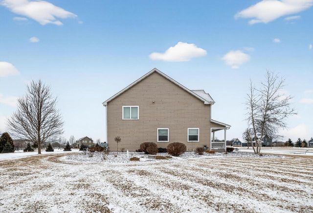 1811 Stoneridge LANE, Grafton, WI 53024