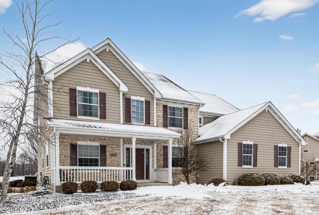 1811 Stoneridge LANE, Grafton, WI 53024