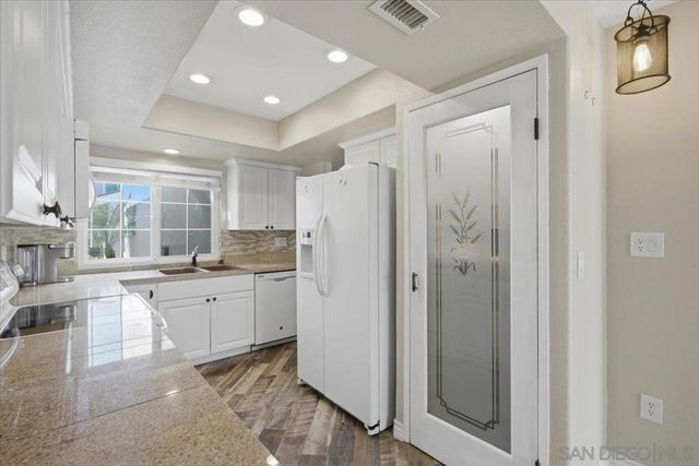 2993 Lexington Circle, Carlsbad, CA 92010