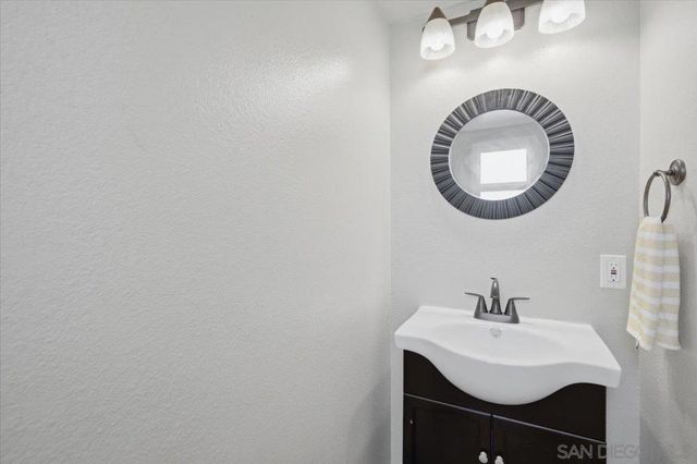 2993 Lexington Circle, Carlsbad, CA 92010