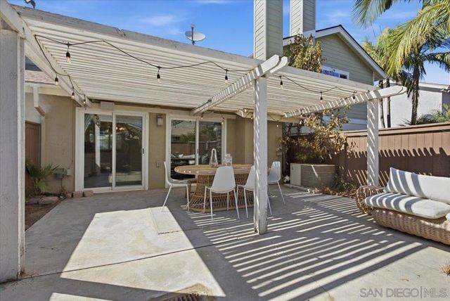 2993 Lexington Circle, Carlsbad, CA 92010