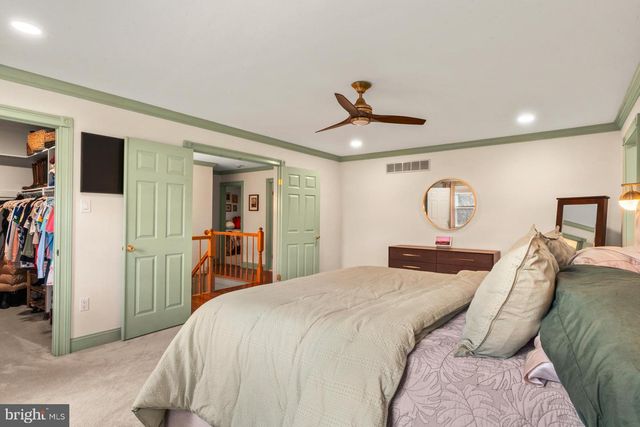 24 POND VIEW DR, Richboro, PA 18954