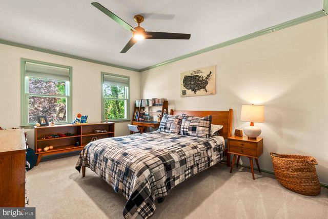 24 POND VIEW DR, Richboro, PA 18954
