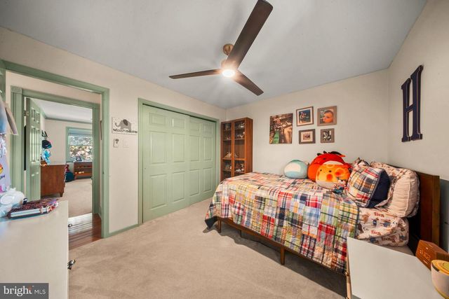 24 POND VIEW DR, Richboro, PA 18954