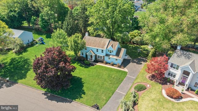 24 POND VIEW DR, Richboro, PA 18954