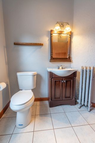 17 Jefferson St 2, Attleboro, MA 02703