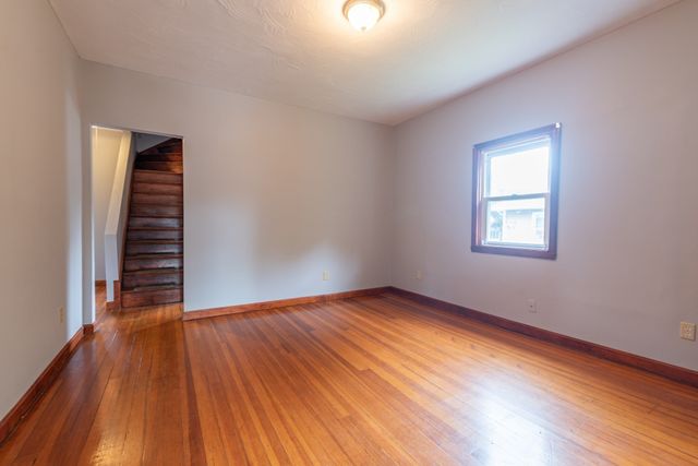 17 Jefferson St 2, Attleboro, MA 02703